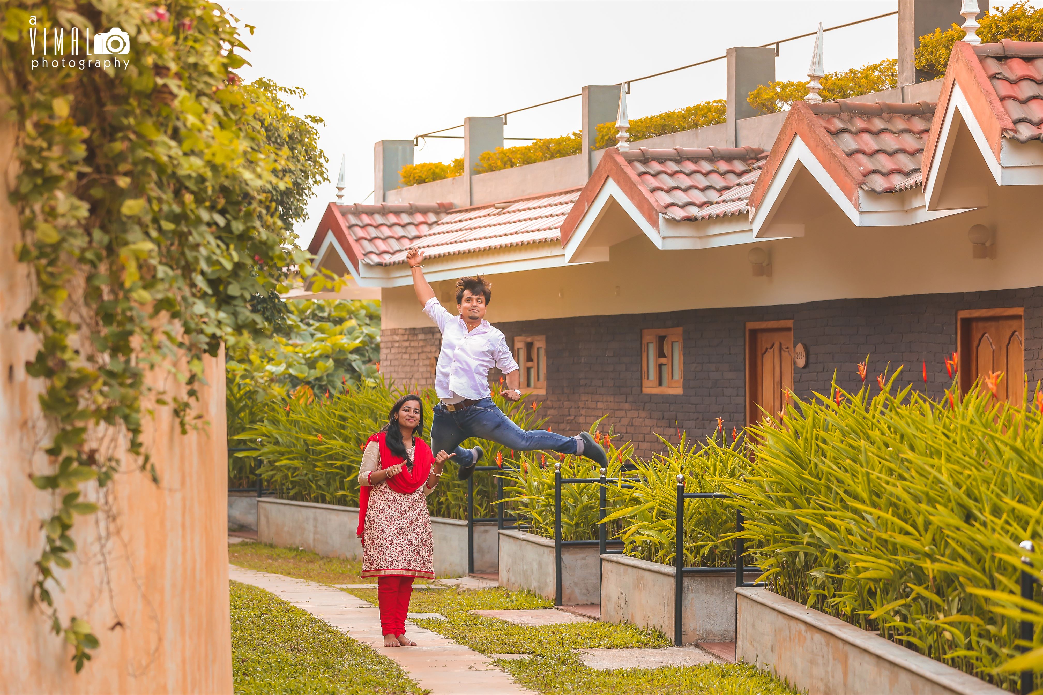 Couples Photography Photography in Kanchipuram and Vellore by Southern Pictures - couple_candid_photography_video_southern_picture_kanchi_city